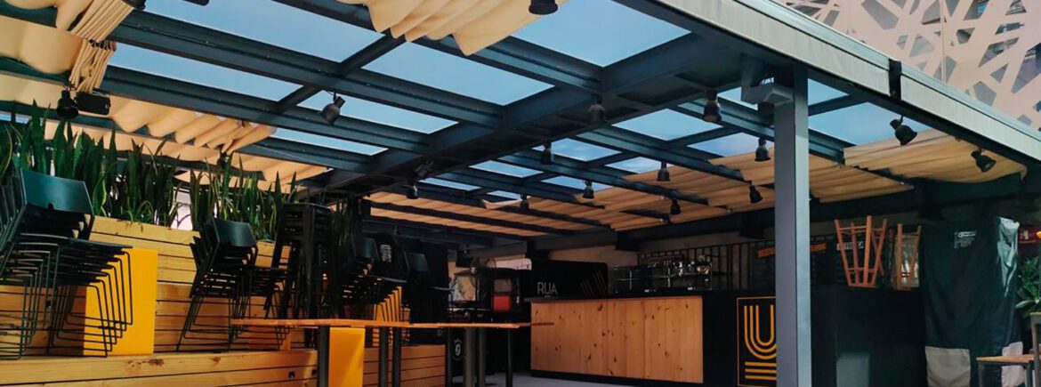 Pergolado metálico comercial de alto padrão - design e sofisticação por HBFER